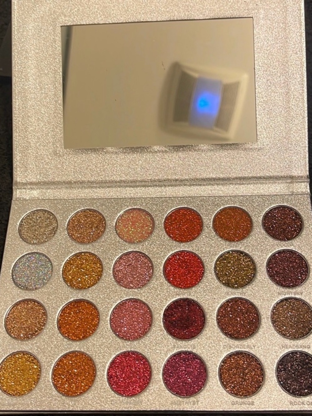 Jolie Shimmer Eyeshadow Palette - Gold, Bronze, Copper, Red, Pink